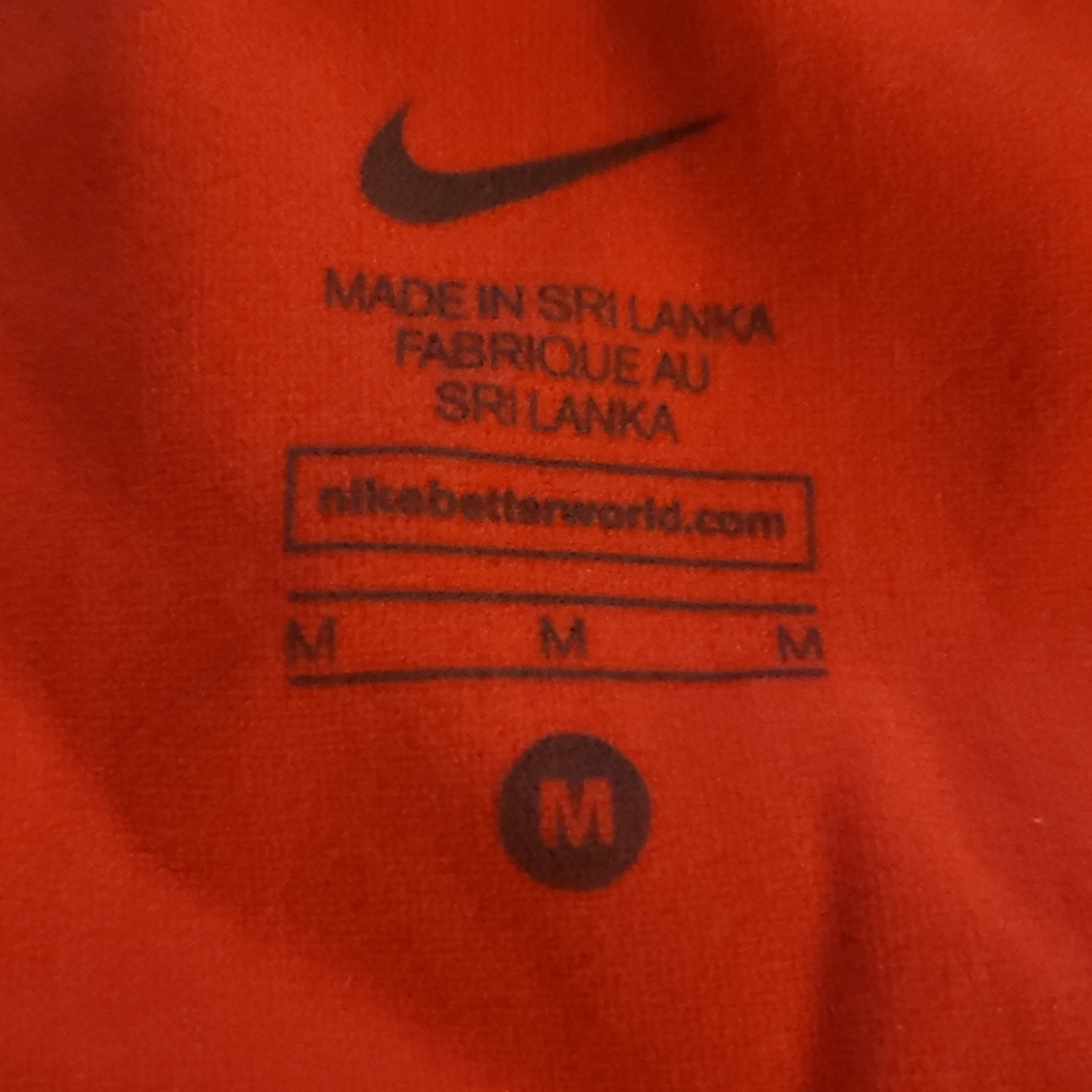 Clothes - Picture 3 of 4